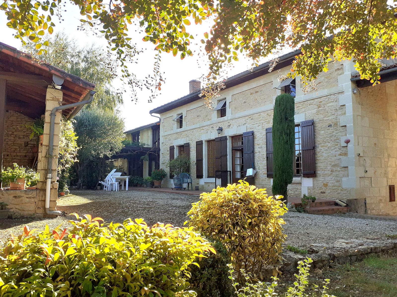 Maison 183m² — Louzy