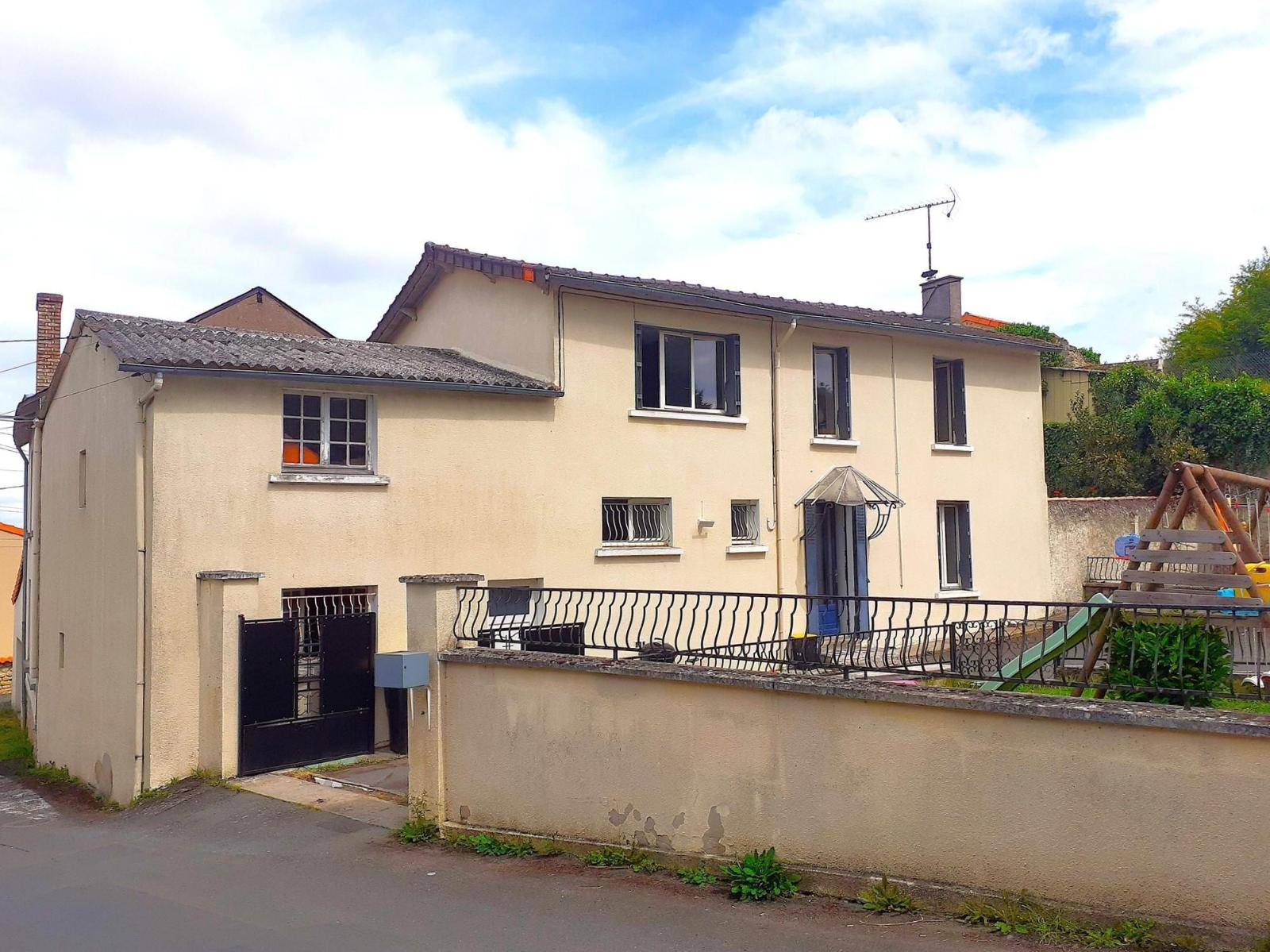 Maison 90m² — Saint-Jacques-de-Thouars