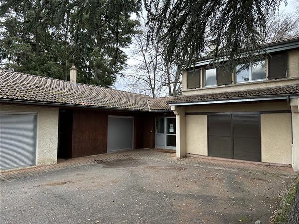 Maison 205m² — Monistrol-sur-Loire