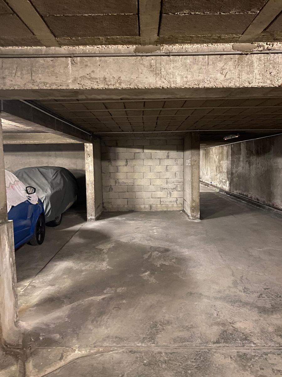 Parking 1 pièces 15m² Paris 15e