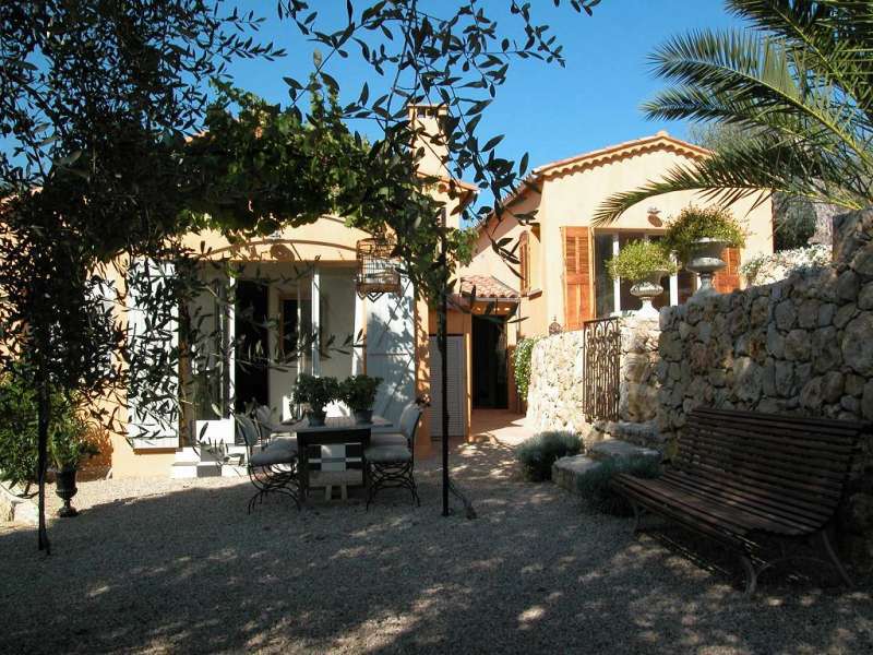 Location Villa � GRASSE