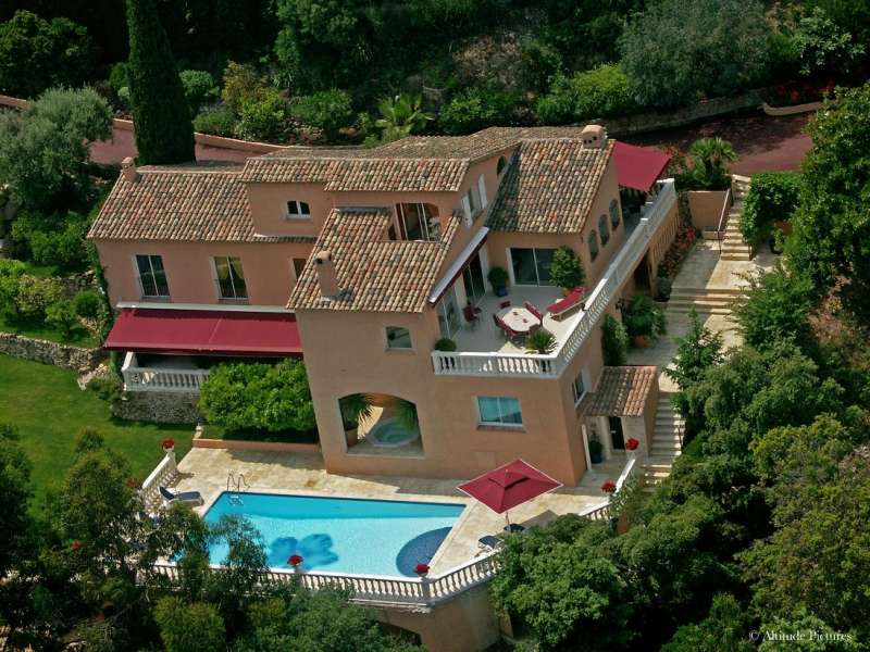 Location Villa � CANNES