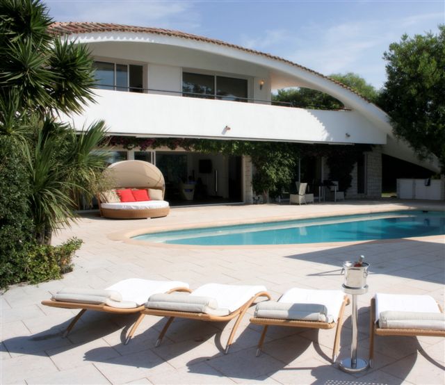 Location Villa � CANNES