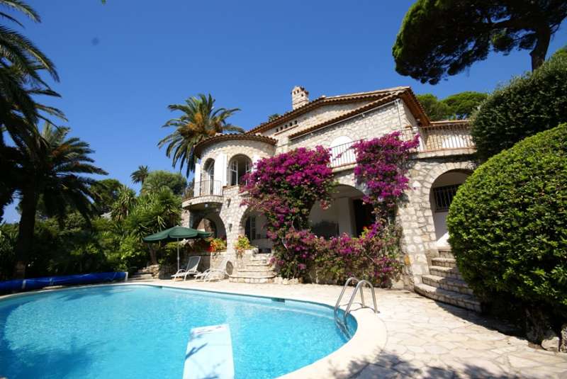 Location Villa � CANNES